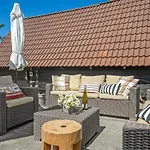 4 Bedroom Gorgeous In Ferienhaus