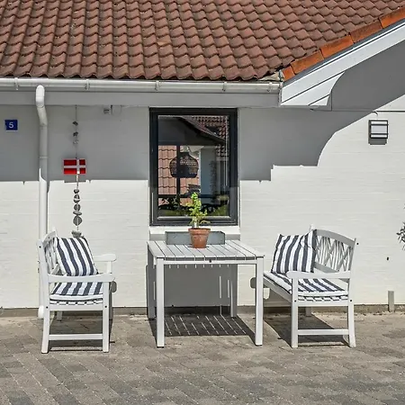 Ferienhaus 4 Bedroom Gorgeous In Blokhus