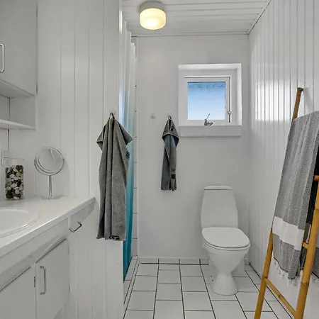 Holiday home 4 Bedroom Gorgeous In *